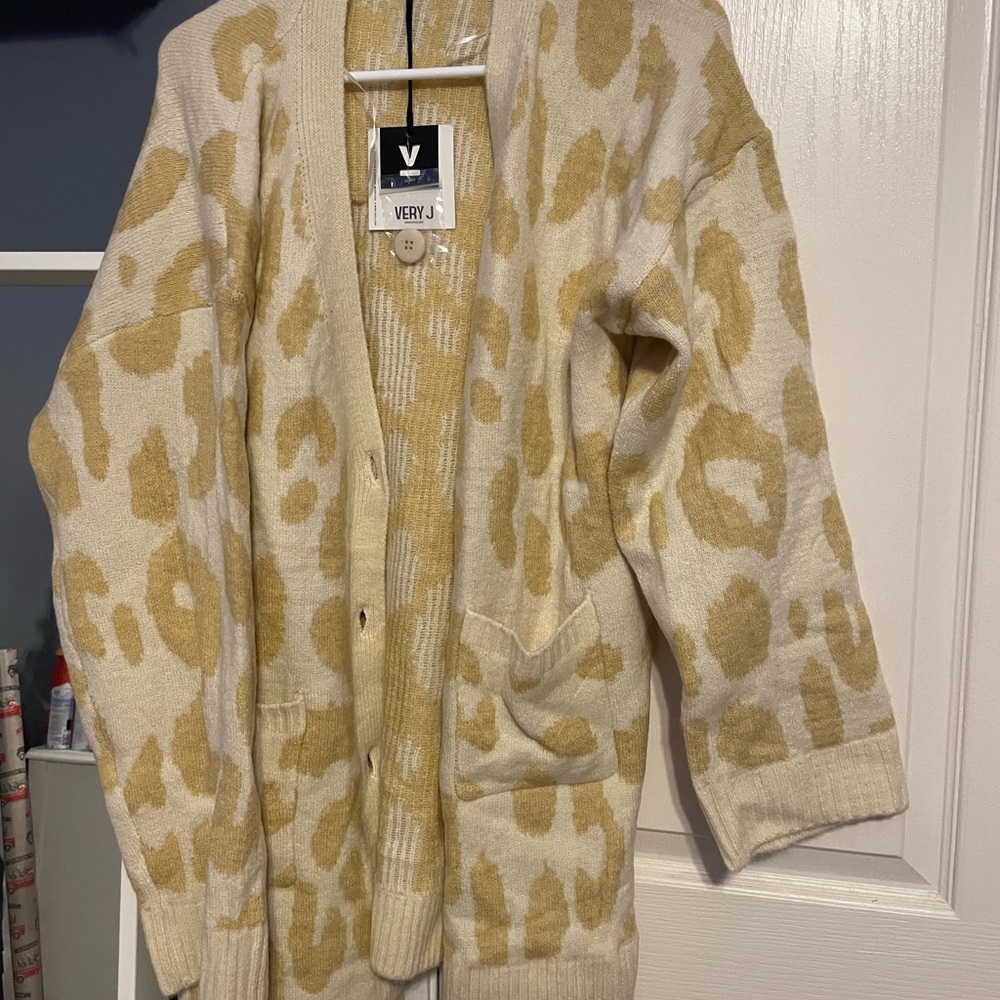 Yellow and cream cheetah print cardigan